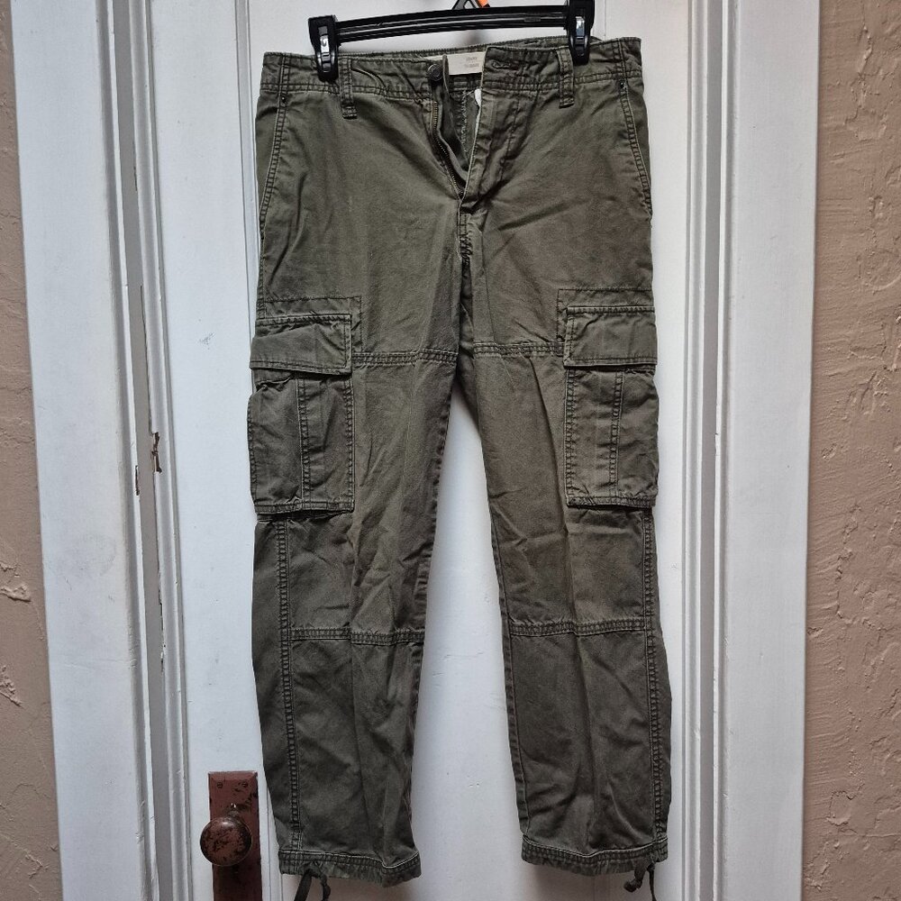 Old Navy Wanderer Olive Cargo Pants - 100% cotton - 29 X 30